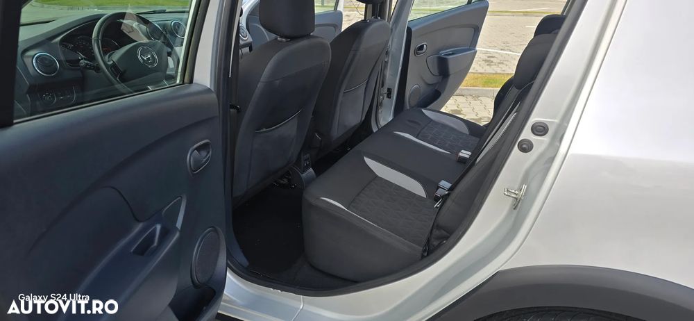 Dacia Sandero Stepway TCe 90 (S&S) Essential - 6