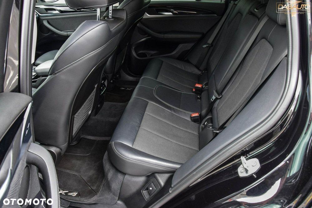 BMW X4 - 29