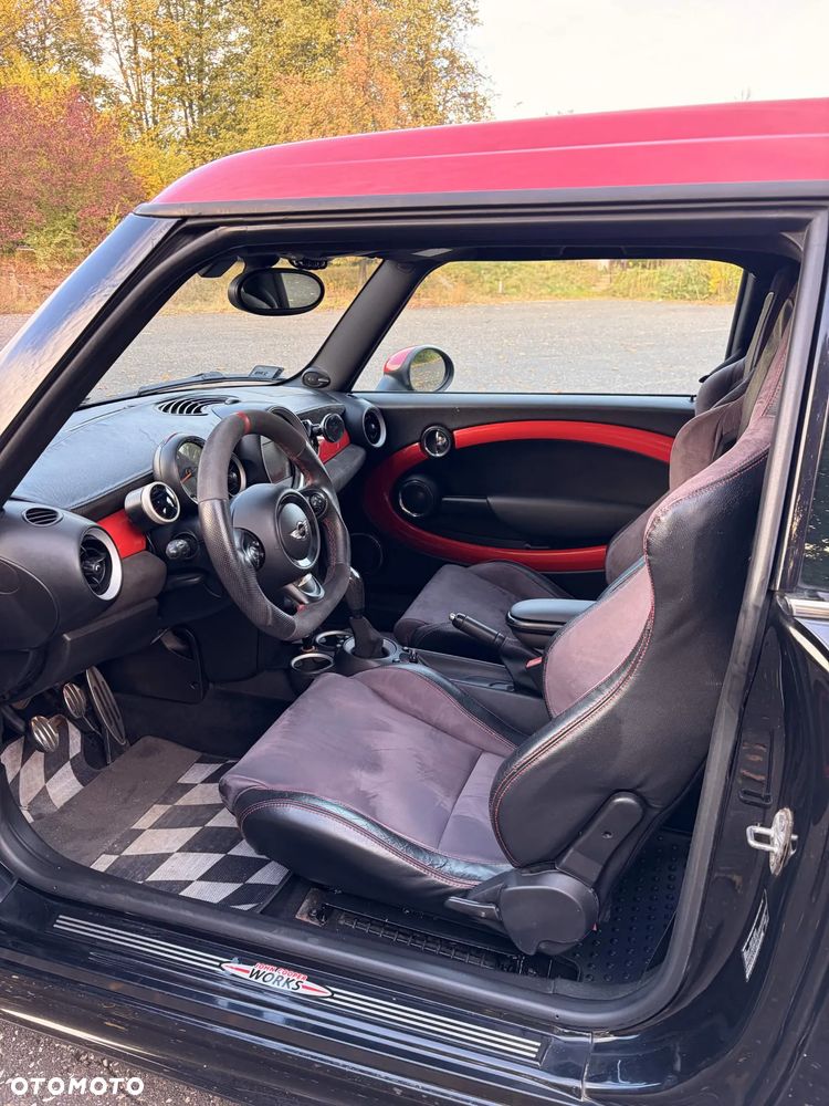 MINI Clubman Cooper JCW - 10