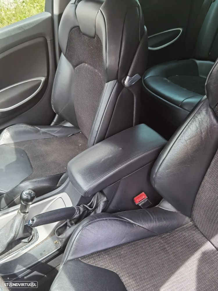 Citroën C5 Tourer 1.6 HDi Business Airdream - 6