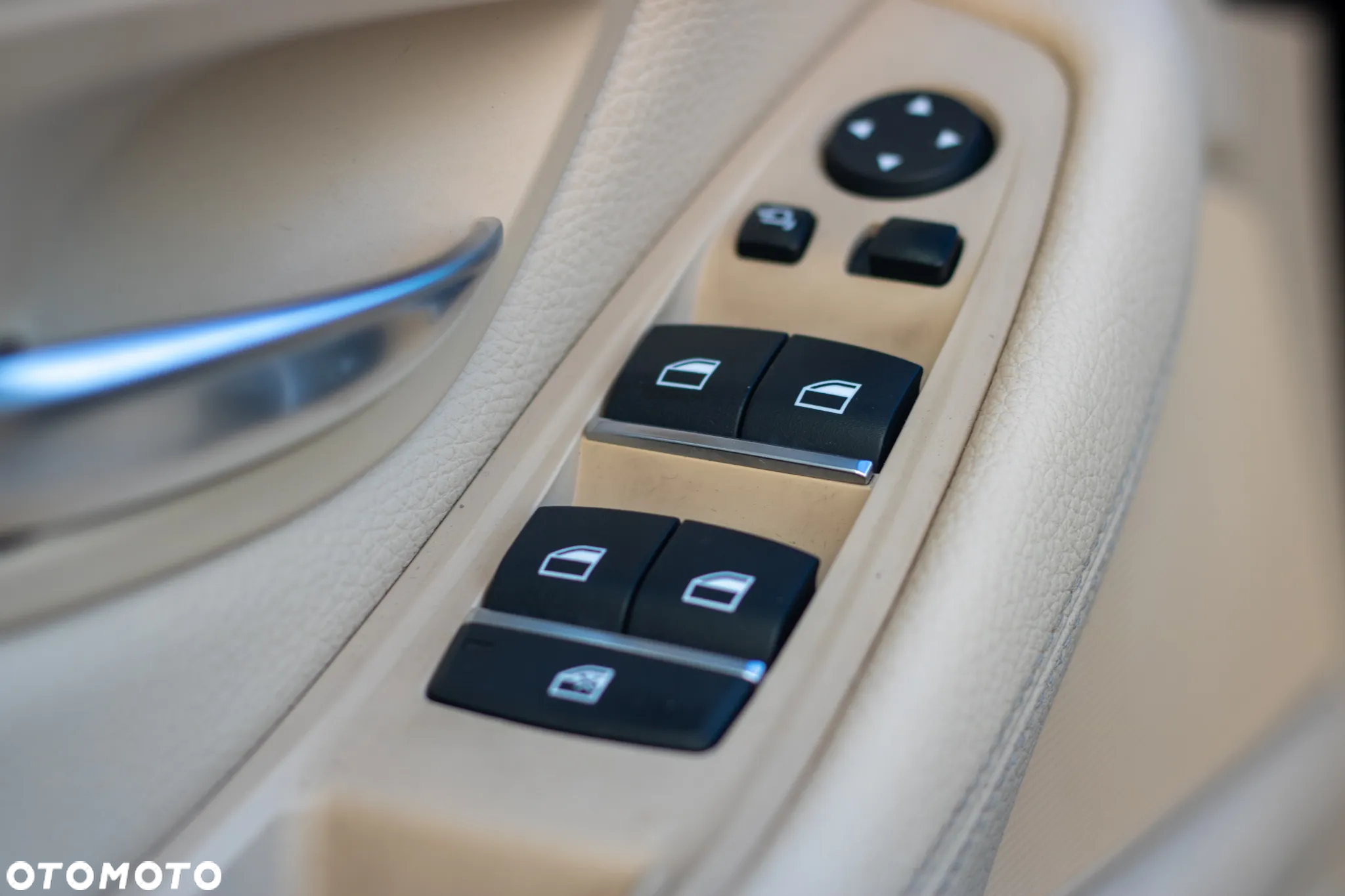 BMW Seria 5 535d xDrive - 25
