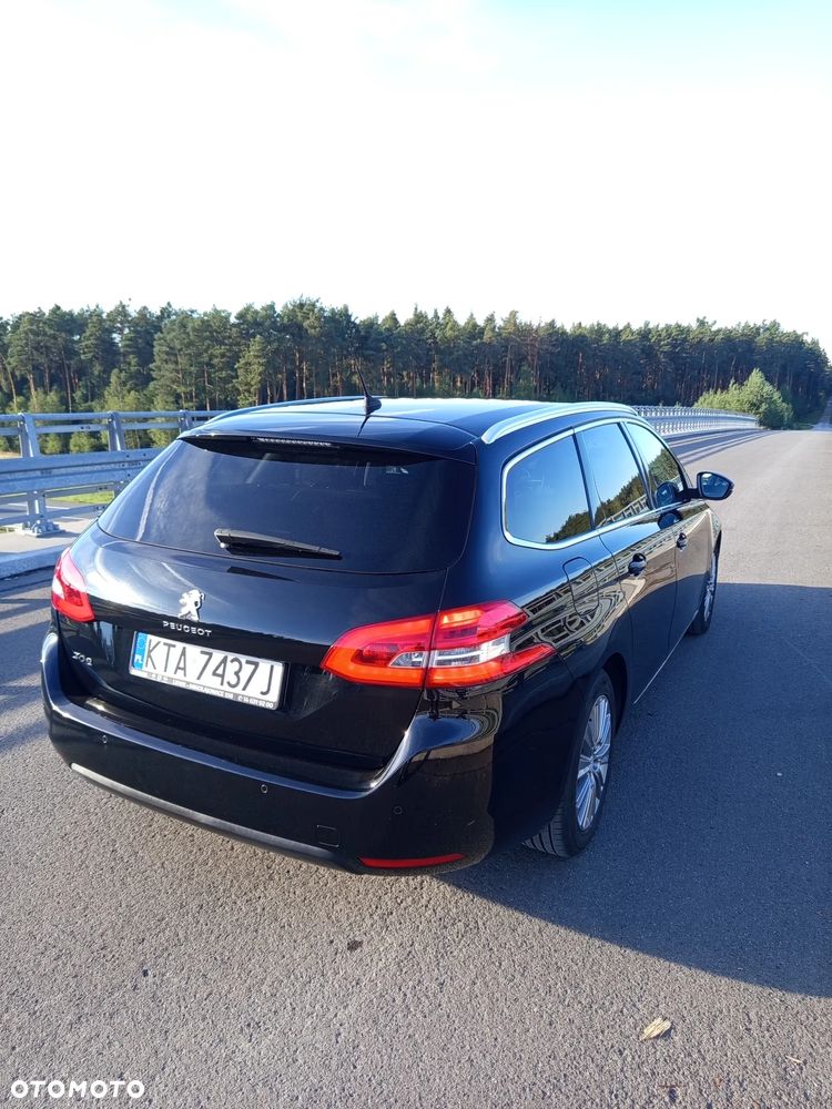 Peugeot 308 2020 photo 3