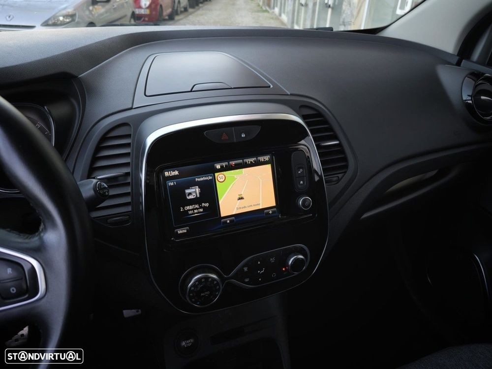 Renault Captur 0.9 TCE Exclusive - 17