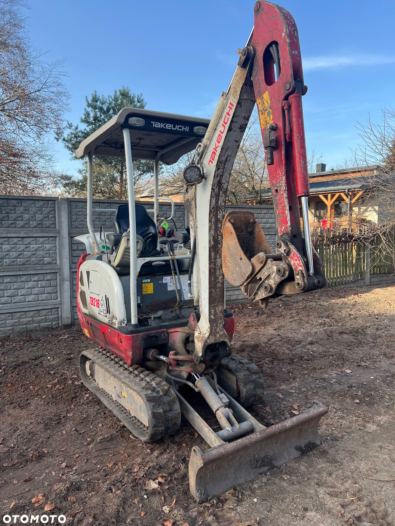 Takeuchi TB216 - 3