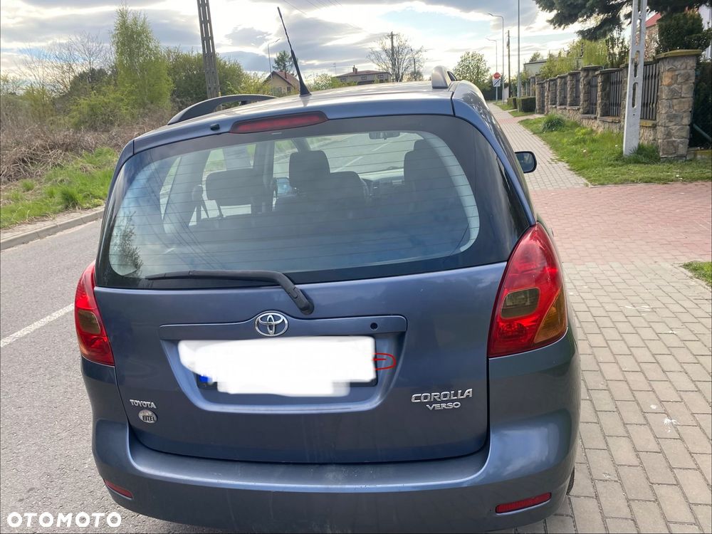 Toyota Corolla Verso 2.0 D-4D Sol - 5