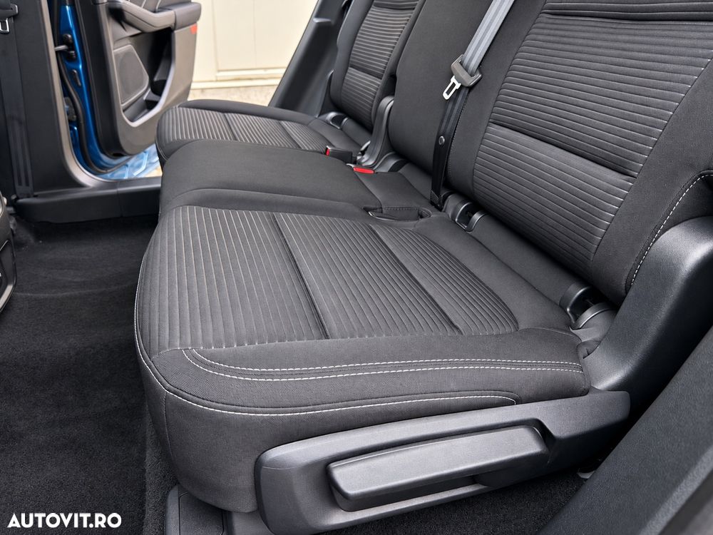 Ford Kuga - 18