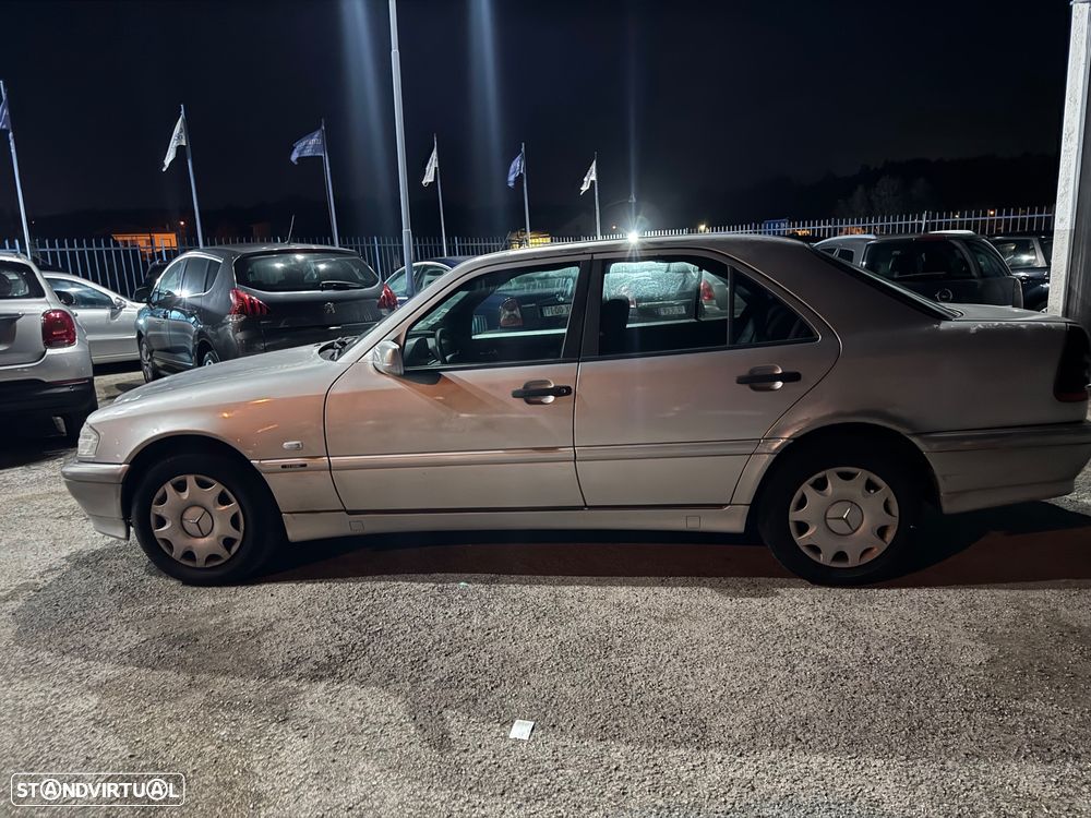 Mercedes-Benz C 220 CDI Classic - 4
