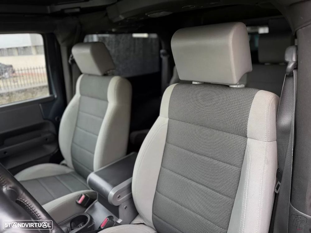 Jeep Wrangler 2.8 CRD ATX Sport - 10