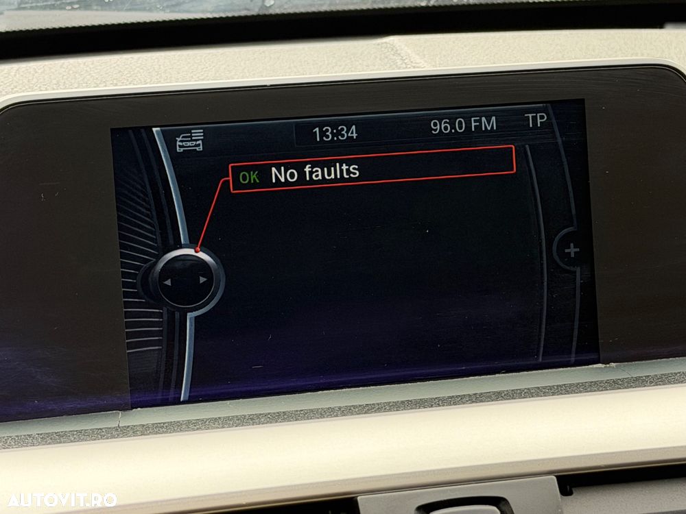 BMW Seria 3 318d Aut. - 28