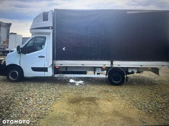Renault Master - 1