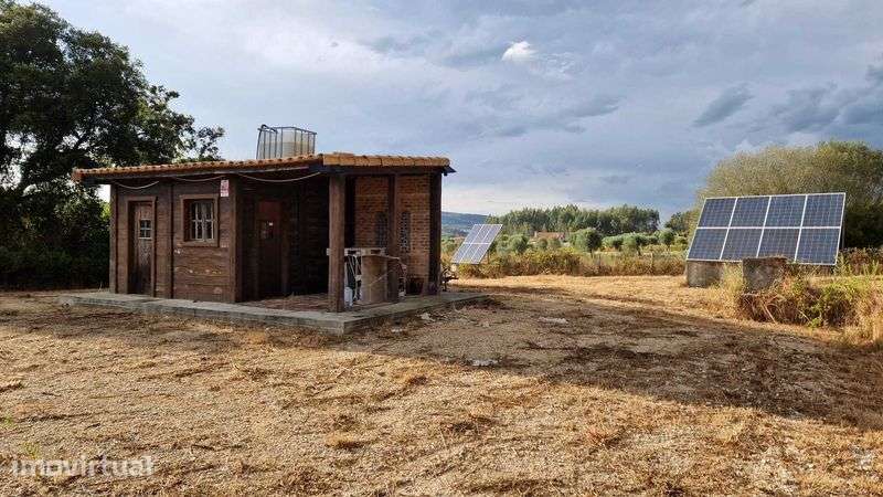 Casa ecológica em terreno  com 11.200m2