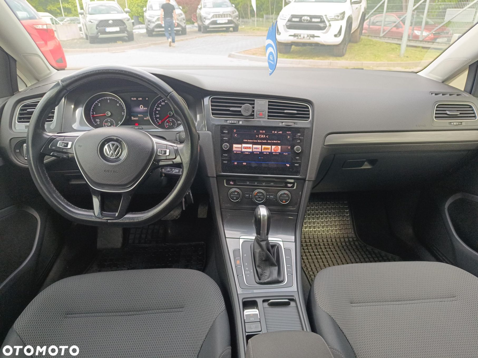 Volkswagen Golf VII 1.6 TDI BMT Comfortline DSG - 15