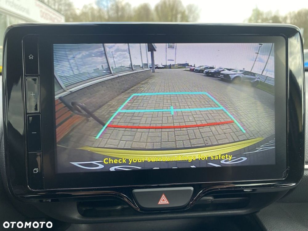 Toyota Yaris Cross - 12