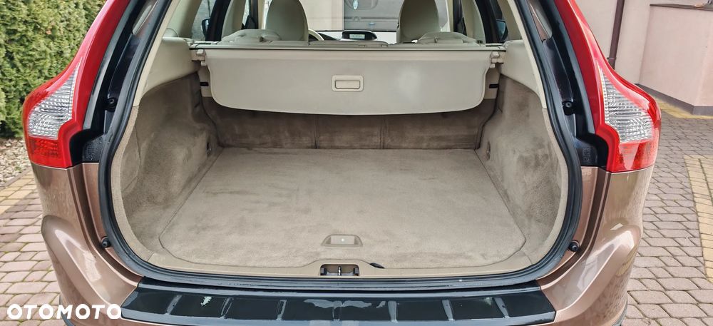 Volvo XC 60 D3 AWD Kinetic - 5