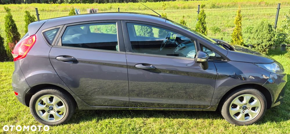 Ford Fiesta 1.4 Trend - 10