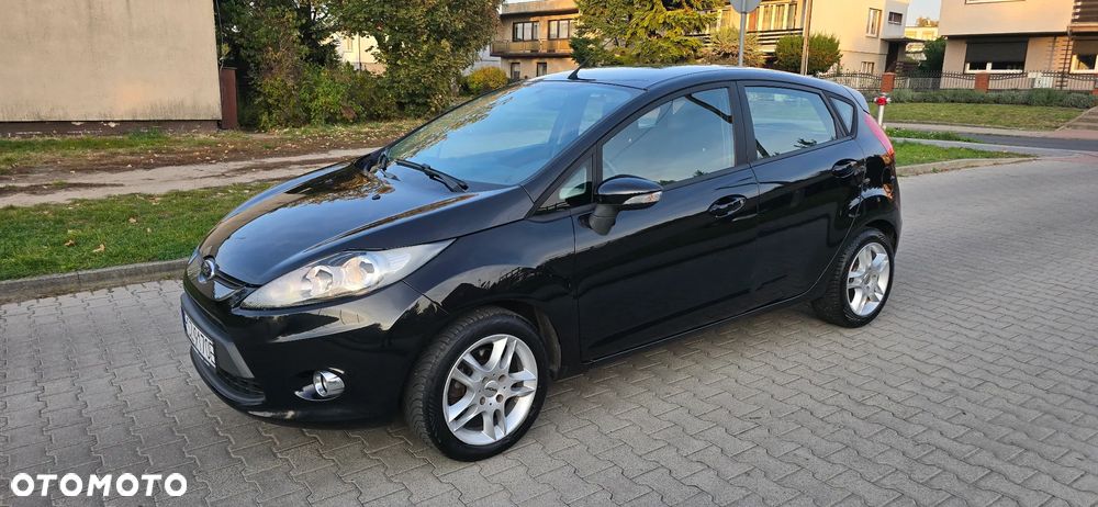 Ford Fiesta - 16