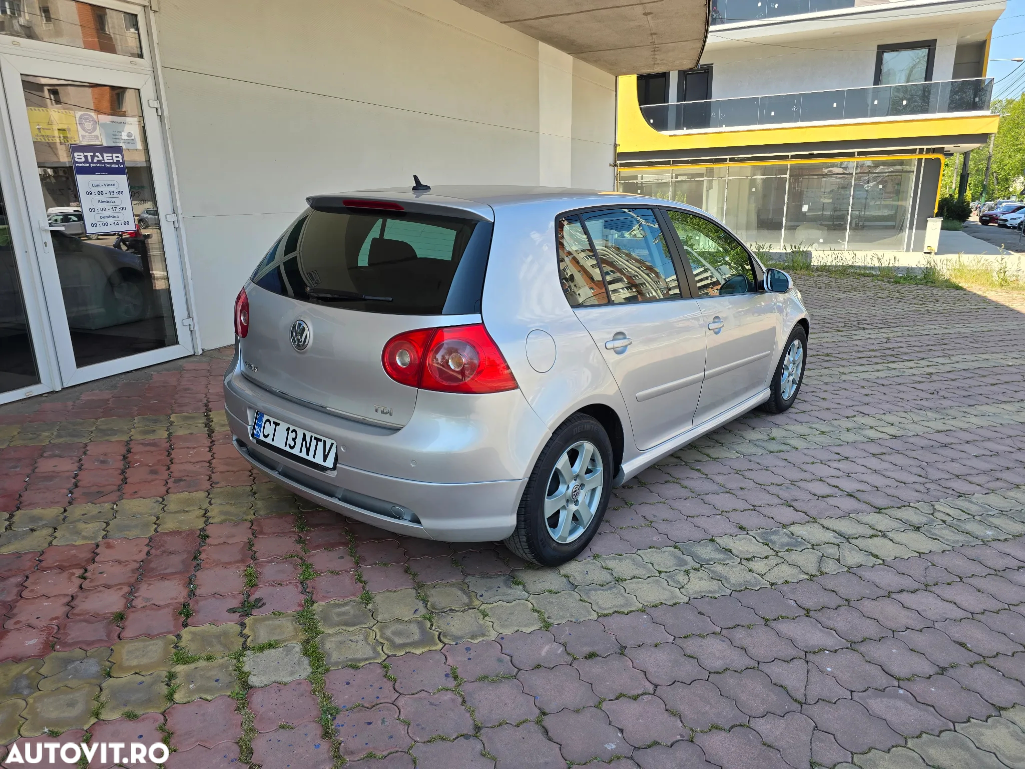 Volkswagen Golf - 4