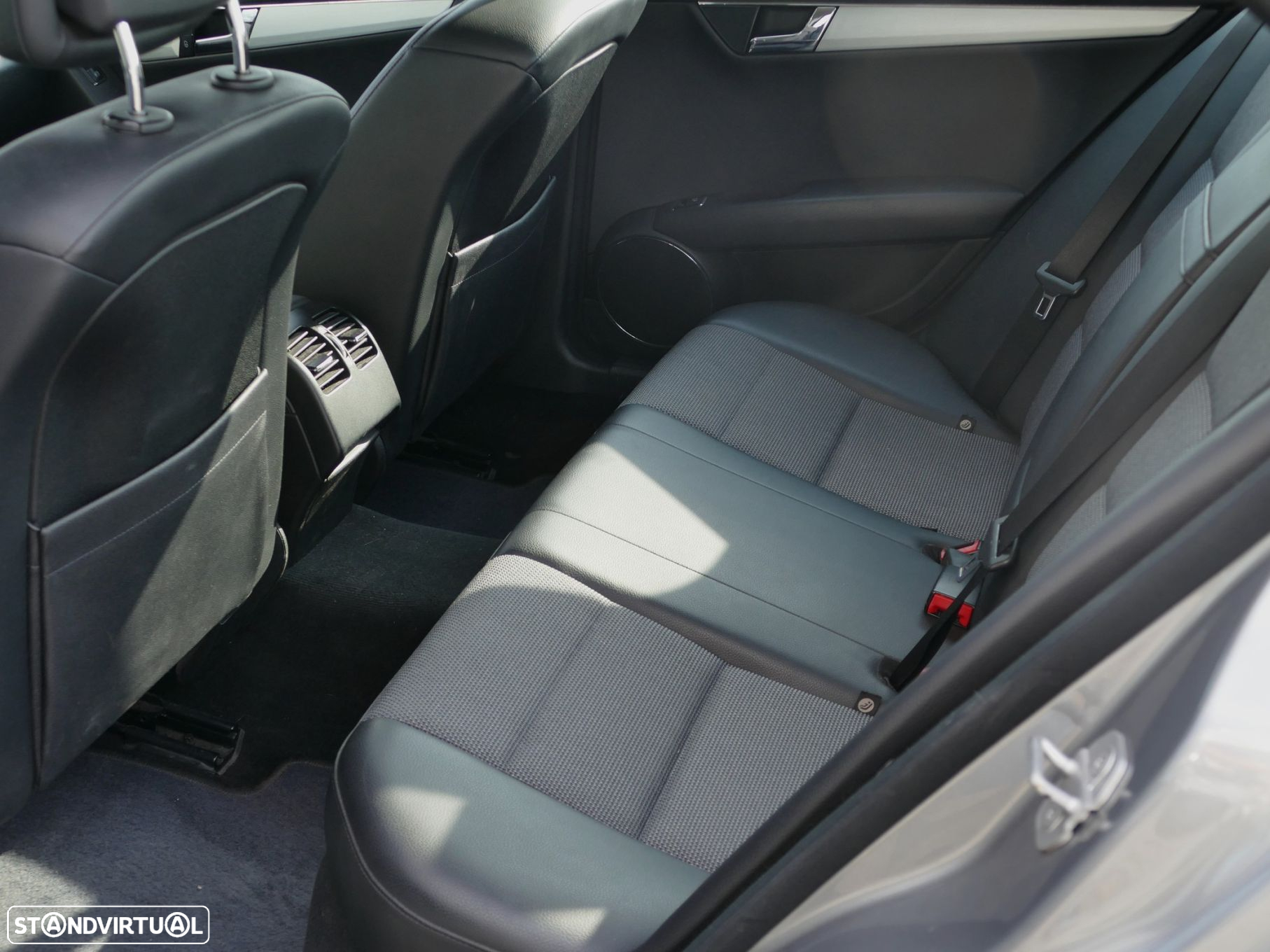 Mercedes-Benz C 250 CDi Avantgarde BlueEfficiency - 30