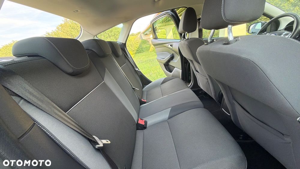 Ford Focus 1.6 TDCi DPF Trend - 9