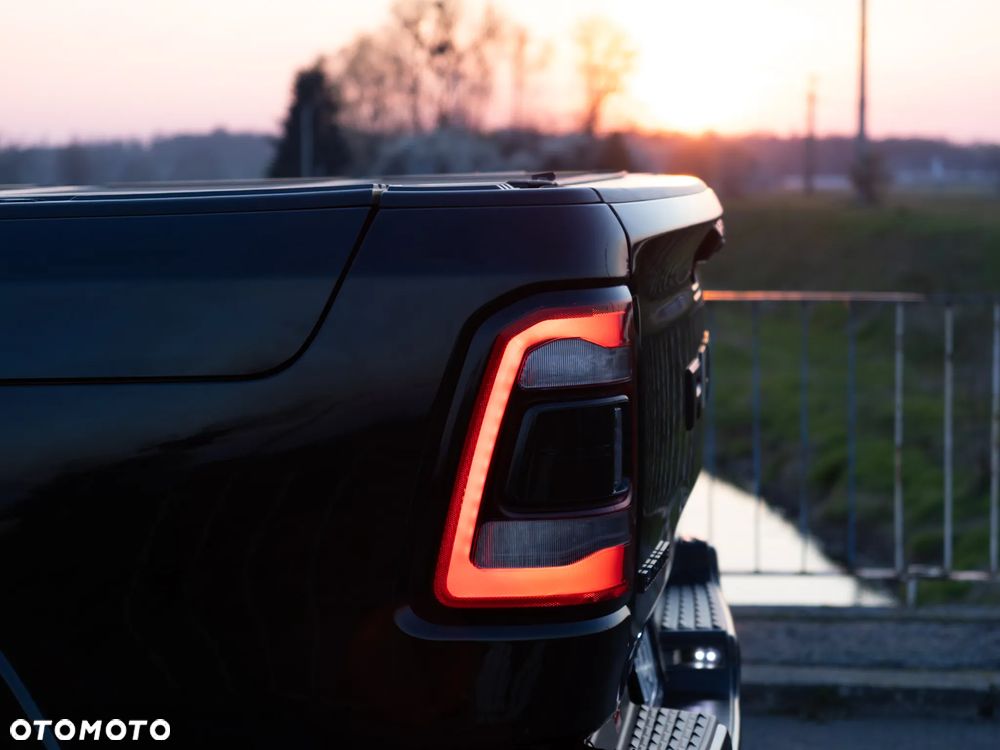 RAM 1500 5.7 Crew Cab Laramie - 39