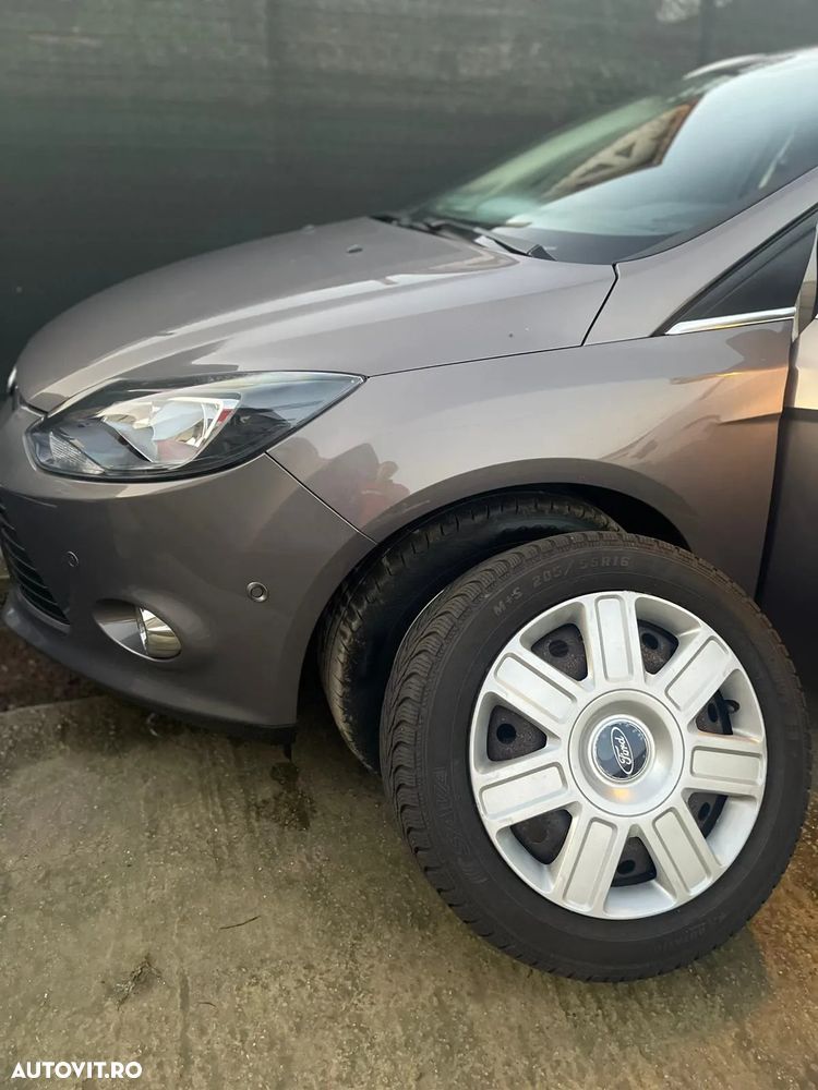 Ford Focus 1.6 EcoBoost Start-Stopp-System Champions Edition - 18