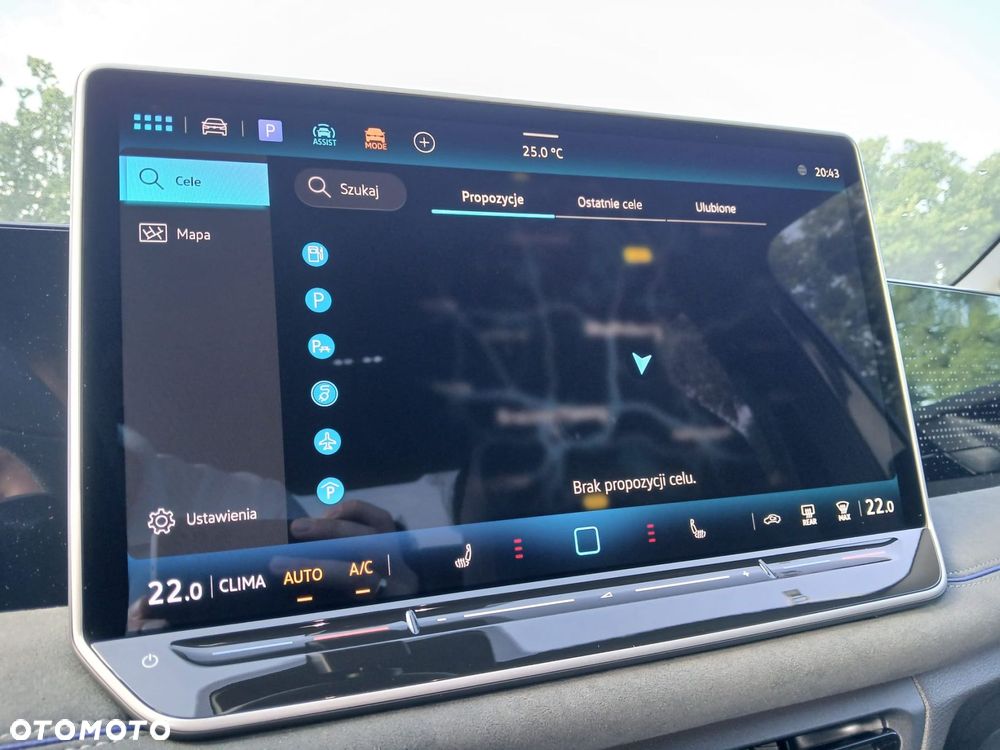 Volkswagen Tiguan - 12