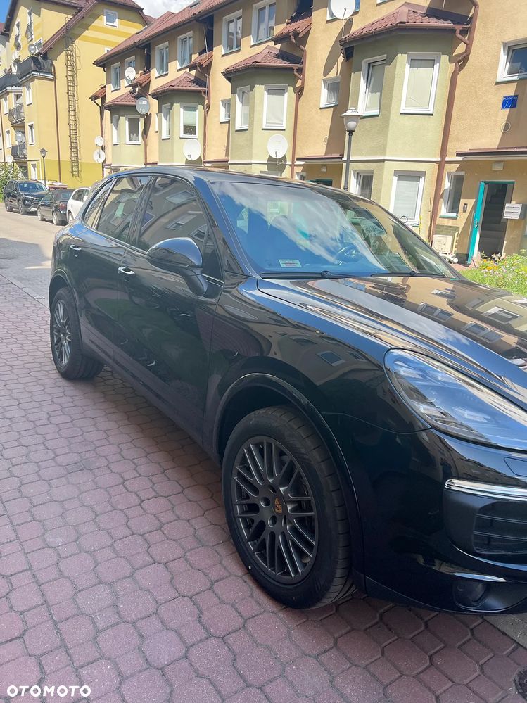 Porsche Cayenne Platinum Edition - 22