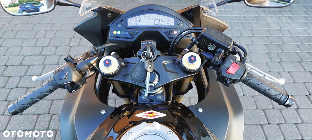 Honda CBR - 19