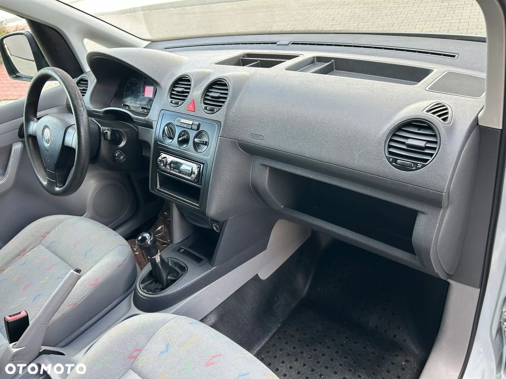 Volkswagen Caddy - 25
