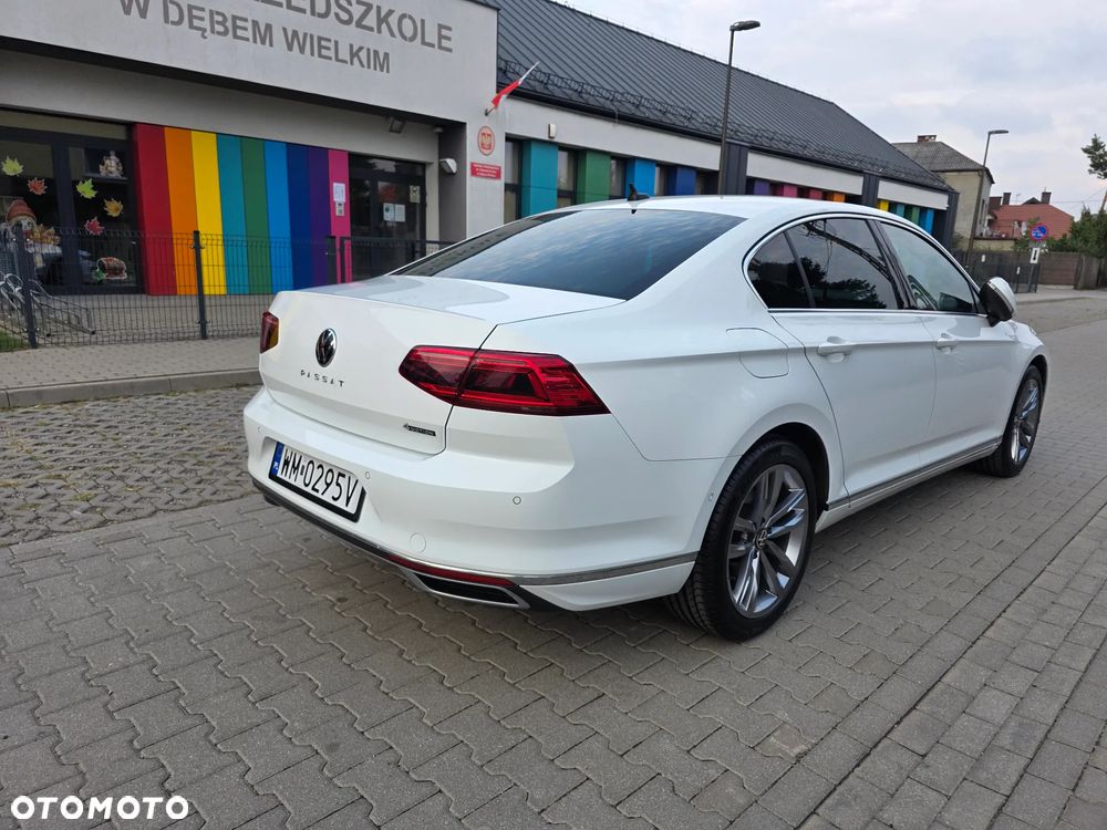 Volkswagen Passat 2.0 TDI 4Mot Elegance DSG - 18