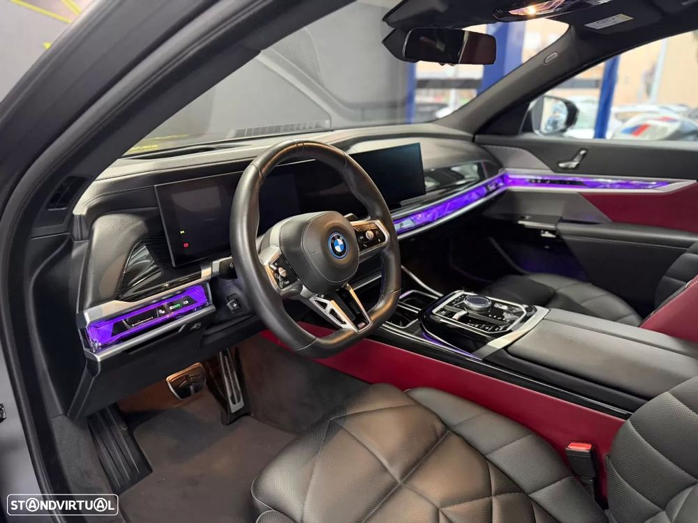 BMW i7 eDrive50 Pack Desportivo M - 10