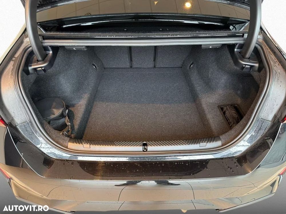 BMW Seria 5 520i Aut. - 16