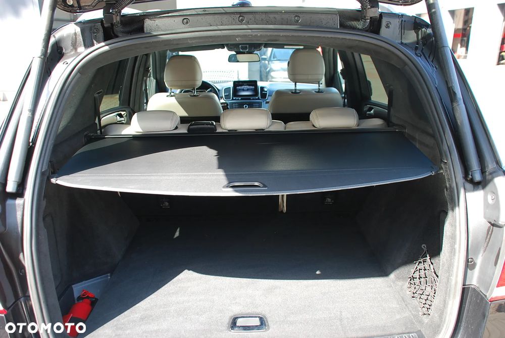 Mercedes-Benz GLE 250 d 4-Matic - 23