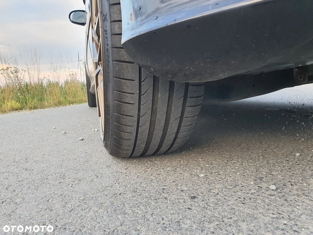 Volkswagen Golf 2.0 TSI GTI - 9