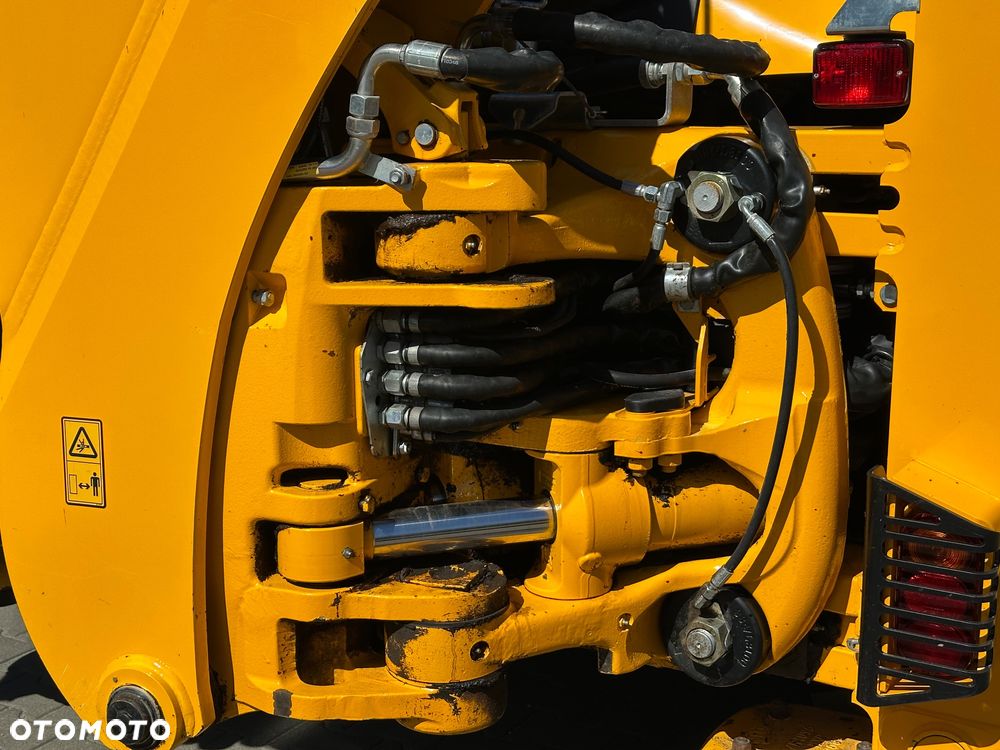 JCB 4CX Advance Easy Control PRO - 5