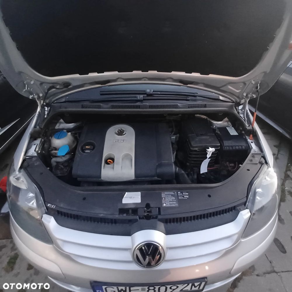 Volkswagen Golf 1.6 FSI Comfortline Tiptr - 12
