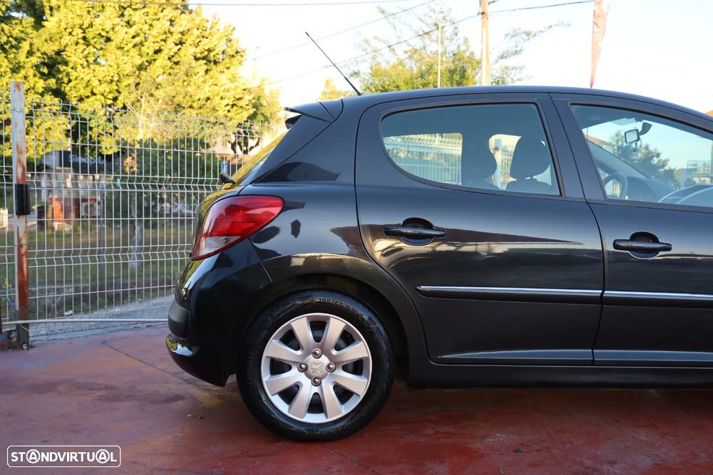 Peugeot 207 1.6 HDi 99g - 4