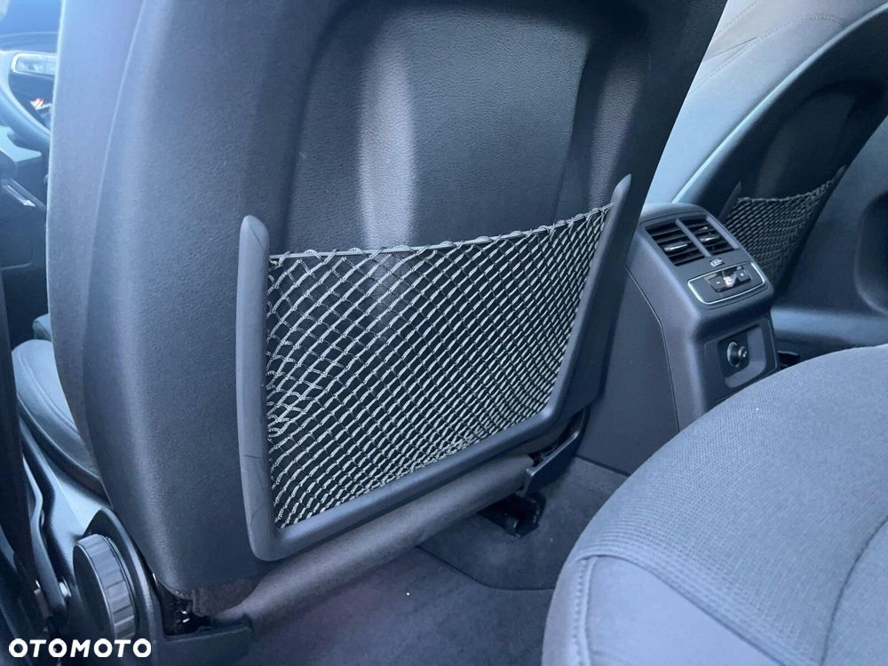 Audi A4 Limousine - 15