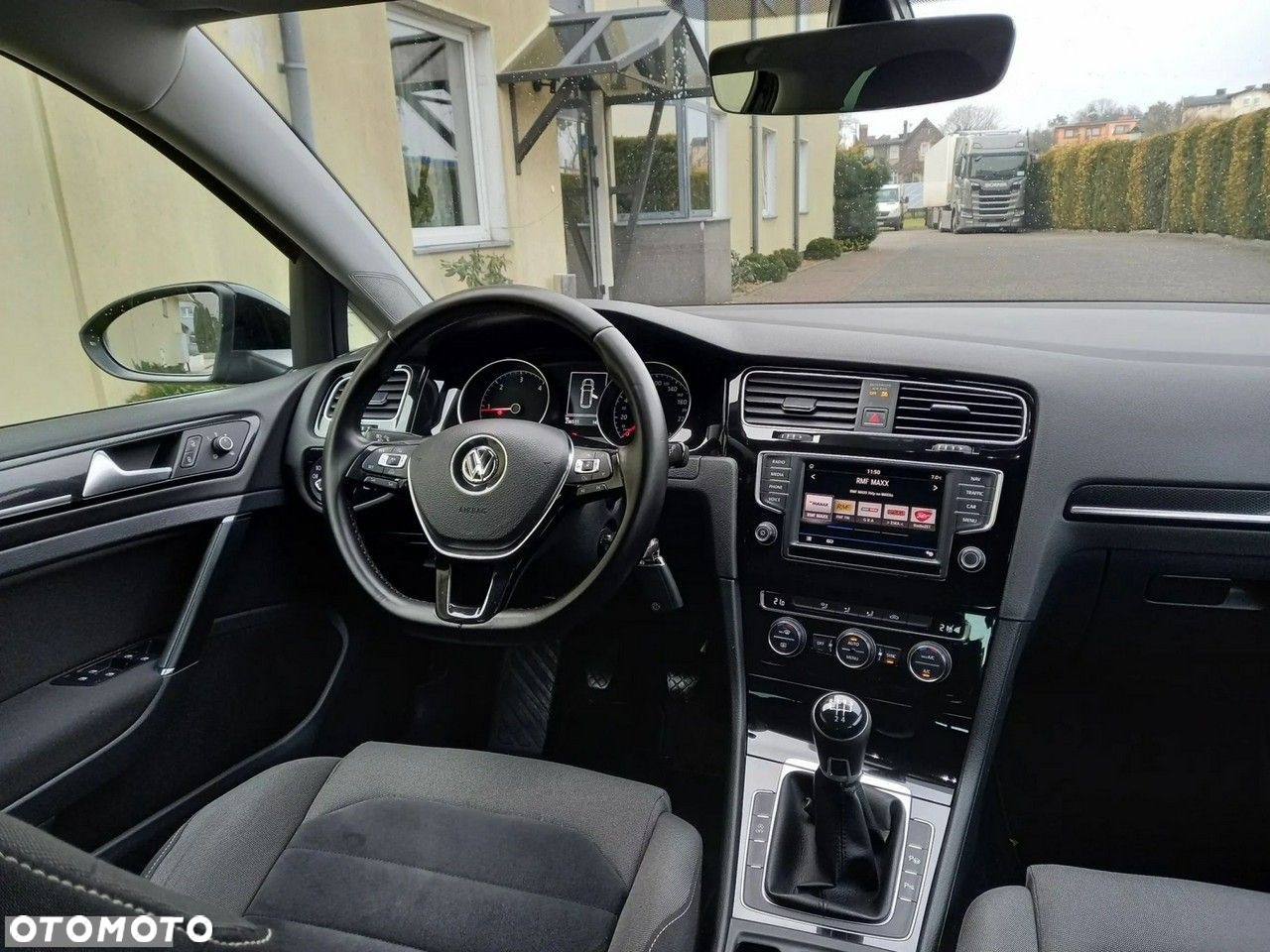 Volkswagen Golf VII 1.6 TDI BMT Trendline - 22
