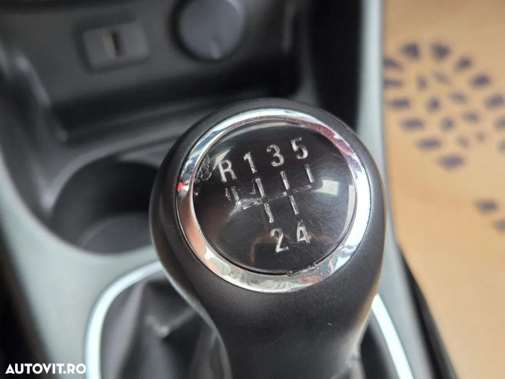 Opel Corsa 1.3 CDTI Enjoy - 27