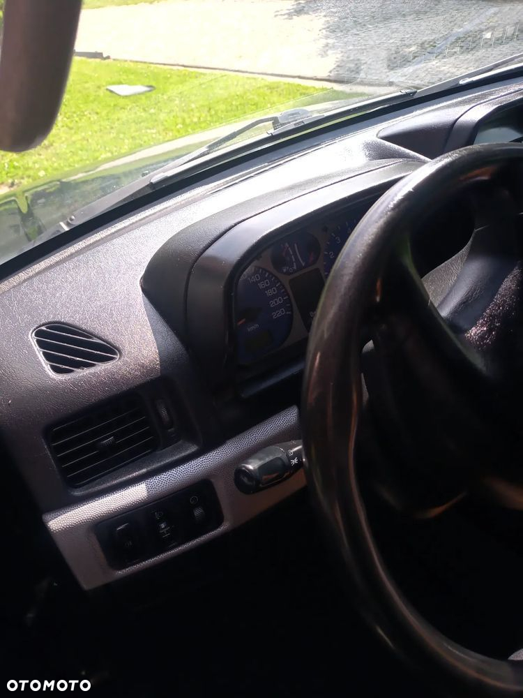 Mitsubishi Pajero Pinin 1.8 - 6