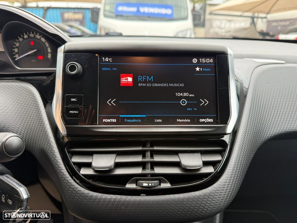 Peugeot 208 1.2 PureTech Style - 22