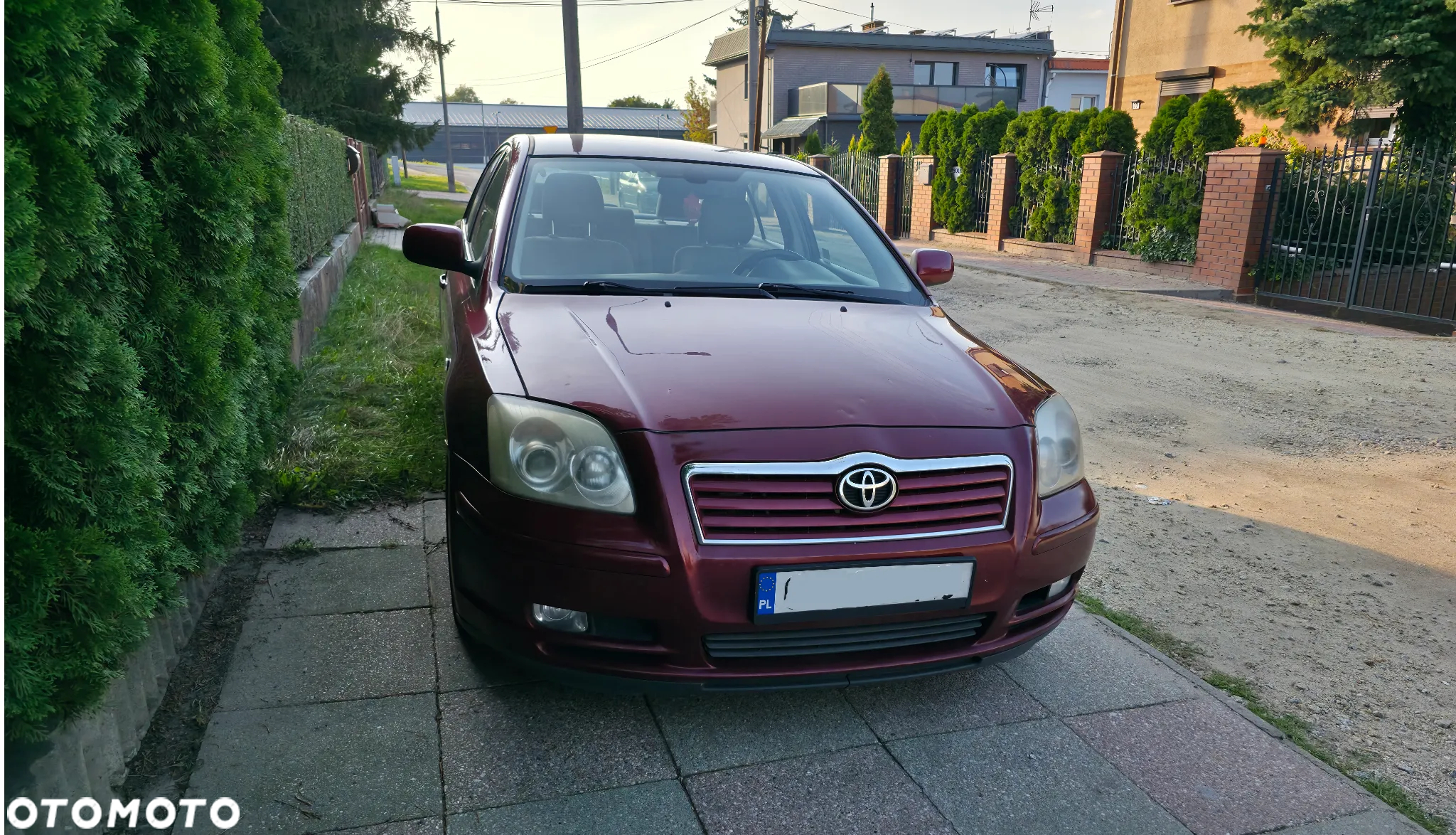 Toyota Avensis - 4