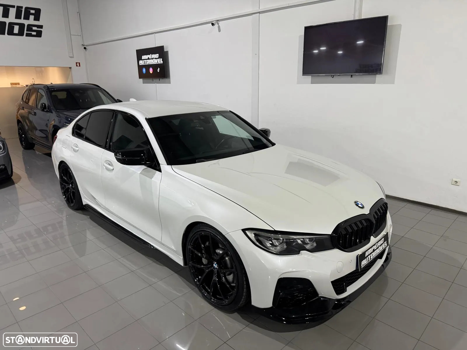 BMW 330 e Auto - 4