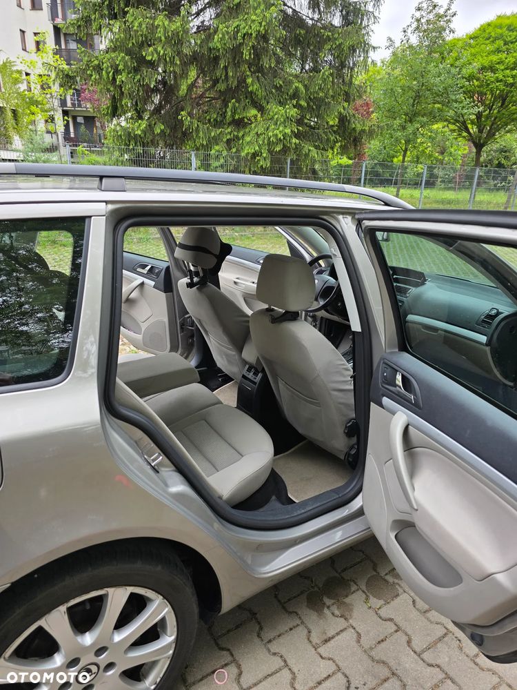 Skoda Octavia 1.6 FSI Automatik Ambiente - 9