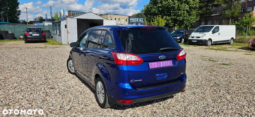 Ford Grand C-MAX - 8