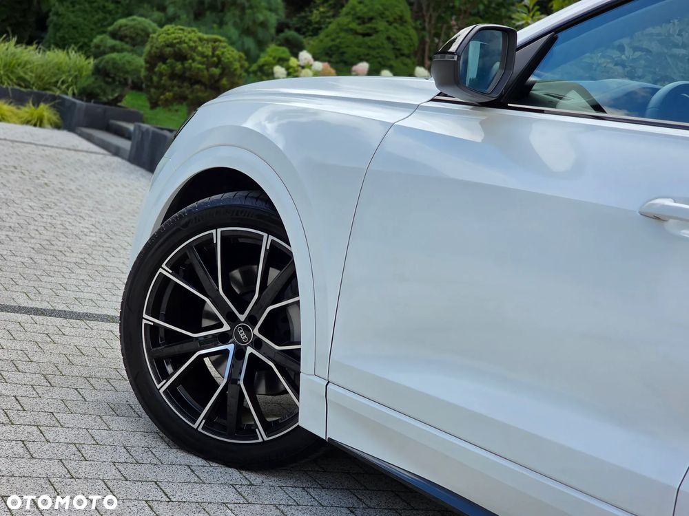 Audi Q8 - 7