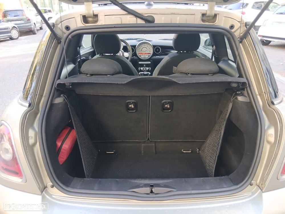 MINI 3 Portas One - 7