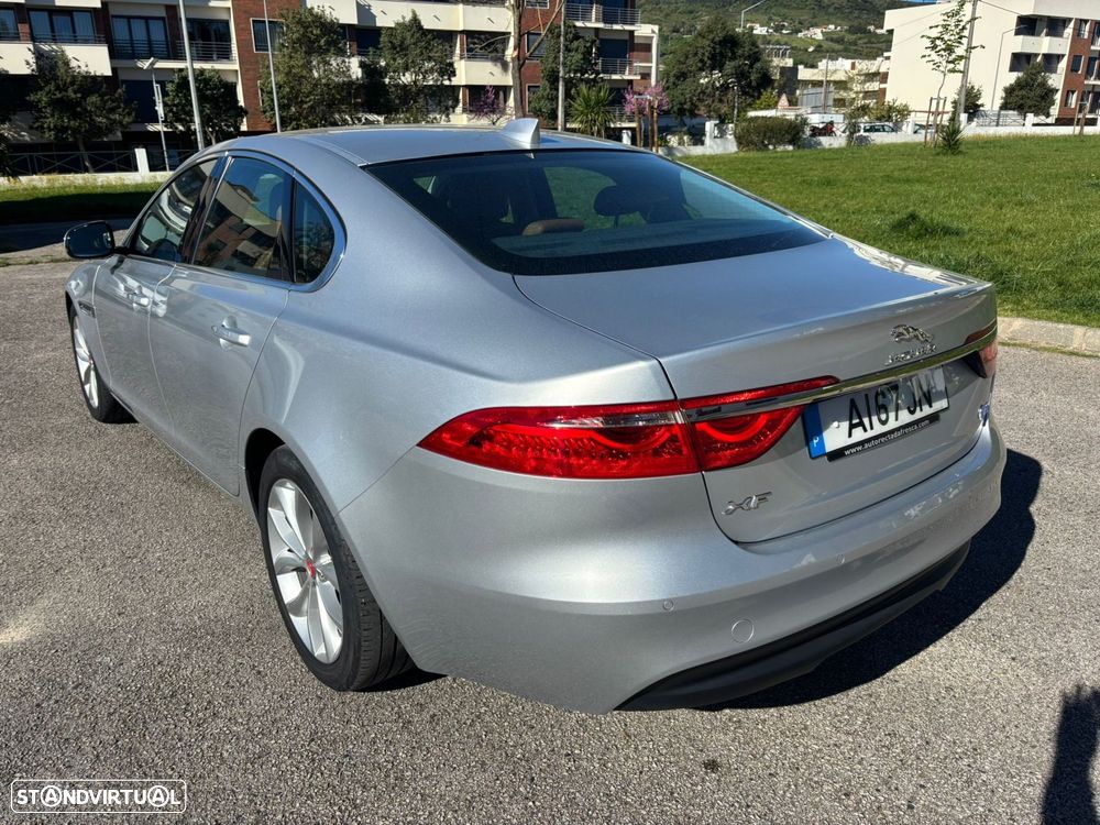 Jaguar XF 2.0 D Prestige Aut. - 14