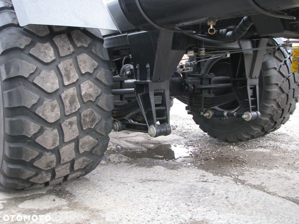 Pronar Przyczepa hakowa PRONAR T-285/1 - 17,7t do obsługi kontenerów rolniczych, budowlanych i komunalnych oraz platform  transportowych,  Kontener KO-04 -13,5t, Kontener KP-10 -7ton - 15